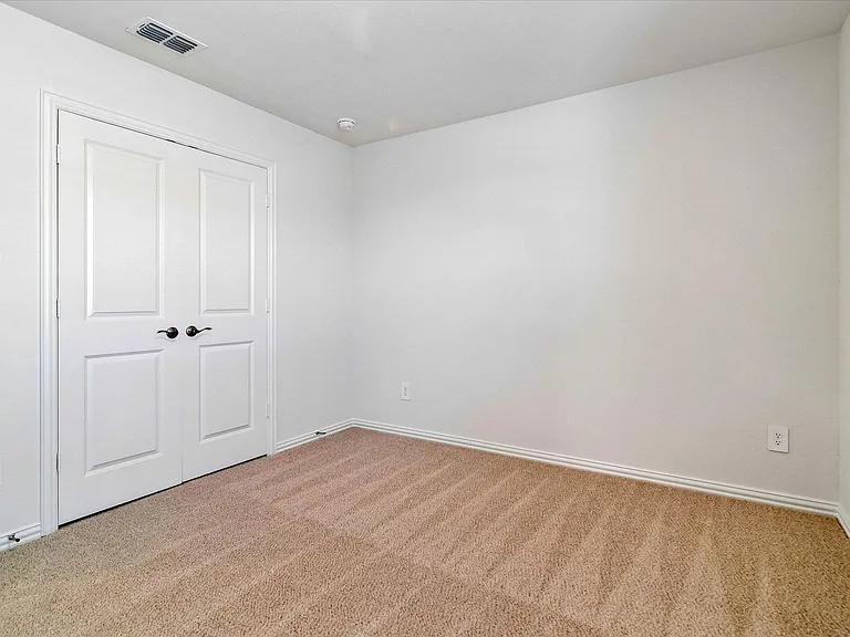 1404 Bridgestone Dr — Photo 17