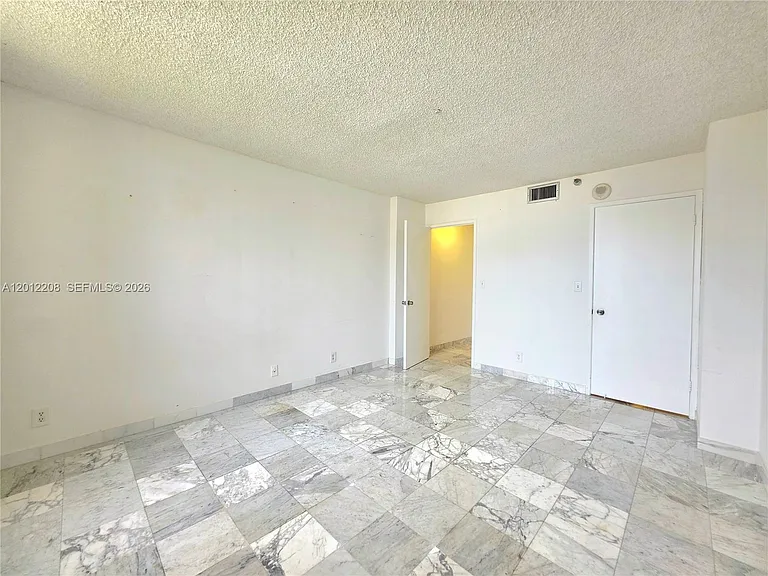 290 174th St #1517 — Photo 25