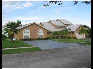 1814 Edgewater Dr, Boynton Beach, FL 33436