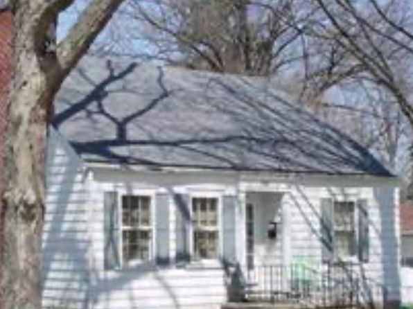 120 W Walnut St #B
