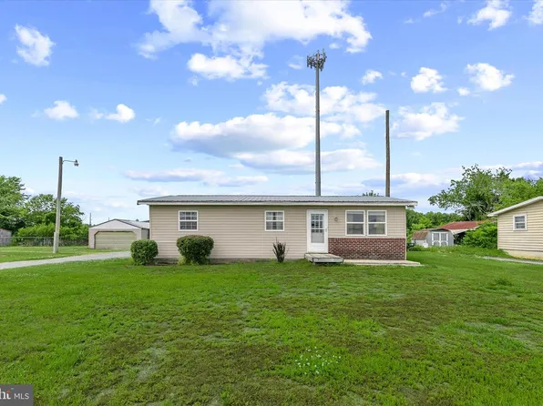 22984 Hollyville Rd, Harbeson, DE 19951
