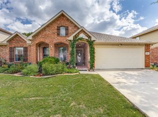 633 Bent Oak Dr, Fort Worth, TX 76131