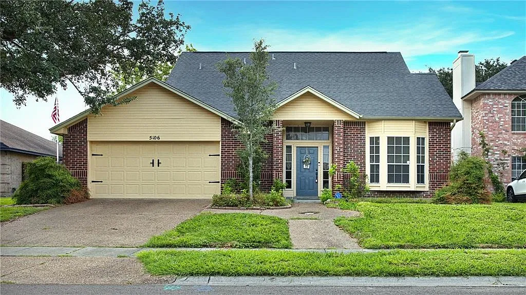3 bed, 2.5 bath, 1716 sqft, $2,150 — Photo 1