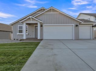 1255 N High Desert Dr, Deer Park, WA 99006