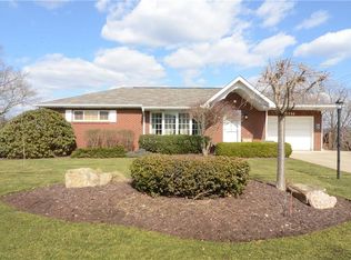 1796 Overlook Dr, Ambridge, PA 15003