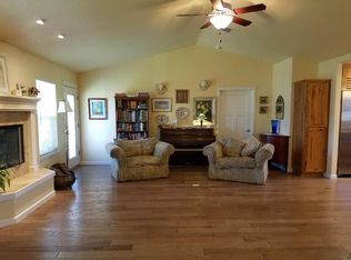 1015 SW Troy Cir, Grants Pass, OR 97527