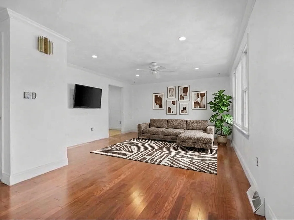 3 bed, 2.5 bath, 2208 sqft, $4,400 — Photo 2