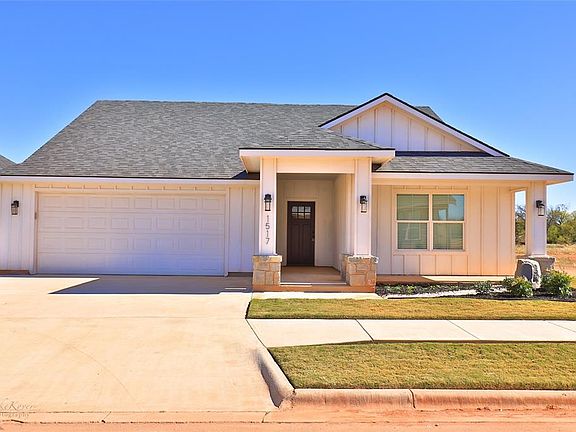 2nd image of 1517 Old Settlers Way