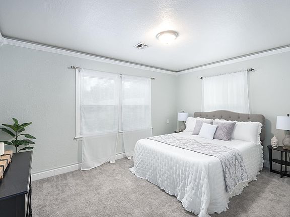 5th image of 3111 W Mentor St