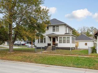 320 N 8th St, Missouri Valley, IA 51555