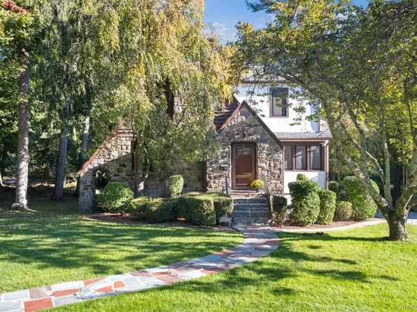 25 Rugby Lane, Scarsdale, NY 10583