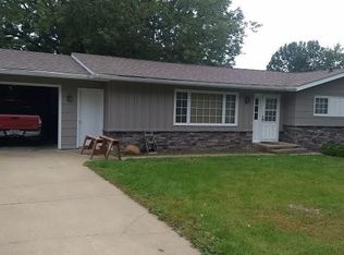 309 Prairie St, Pella, IA 50219