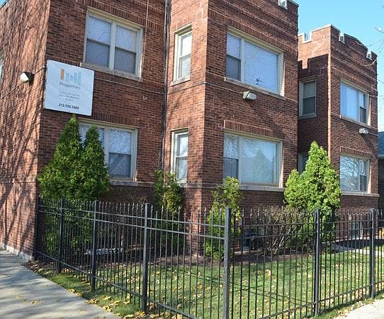 1st image of 6154 S Richmond St #2