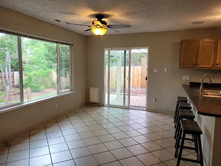 1601 N Owl Rd — Photo 8