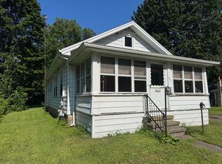 131 Chestnut St, Girard, PA 16417
