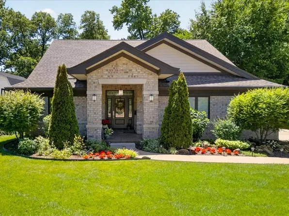214 E Glendale Rd, Saint Louis, MO 63119