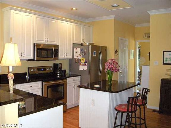 4th image of 4513 Yorkminster Dr