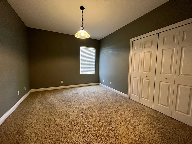 630 Broadoak Loop — Photo 18