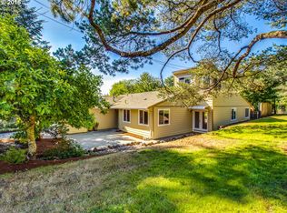 3905 SW Canby St, Portland, OR 97219