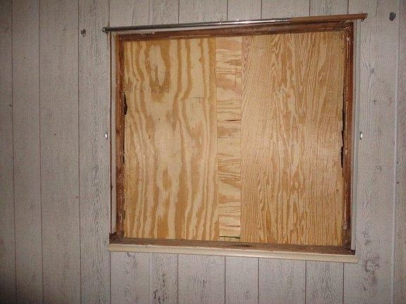 5th image of 2425 Bristow Ave