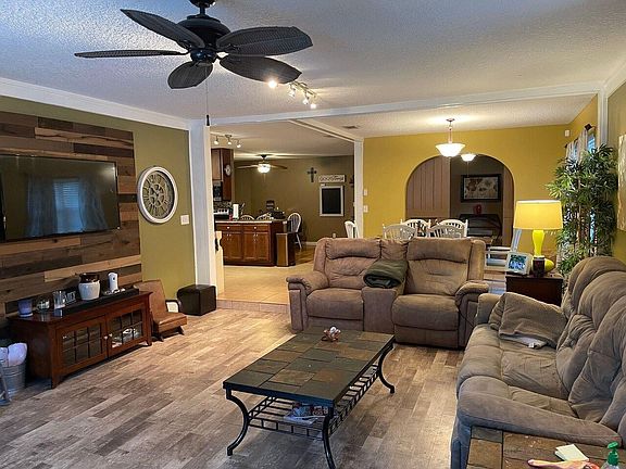 4th image of 125 Todd Dr
