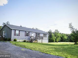 113 Mustang Ln, Berkeley Springs, WV 25411