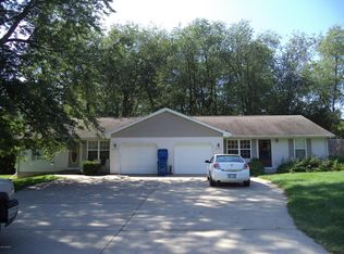 623 Winchester Pl, Kalamazoo, MI 49006