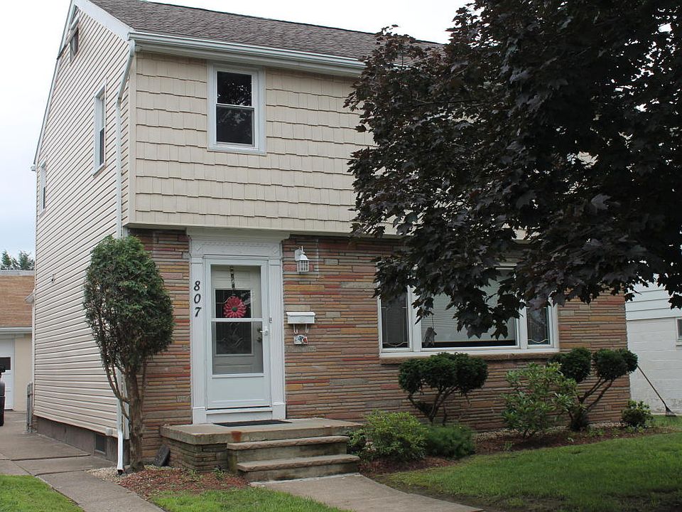 1st image of 807 Floralon Dr