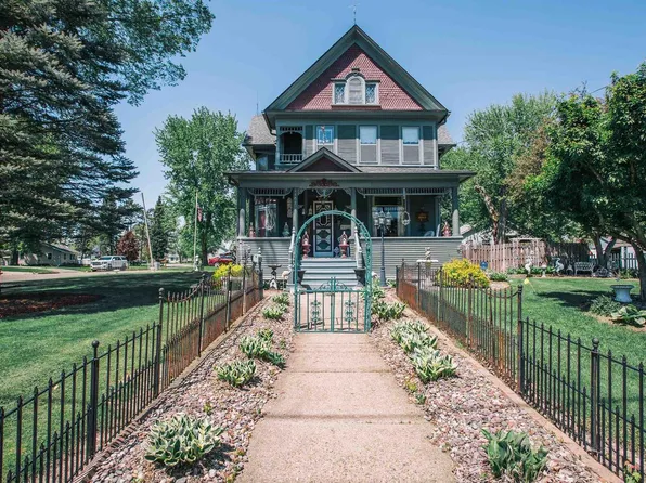 1102 HEWETT STREET, Neillsville, WI 54456