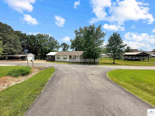 26648 Escapade Ln, Warsaw, MO 65355
