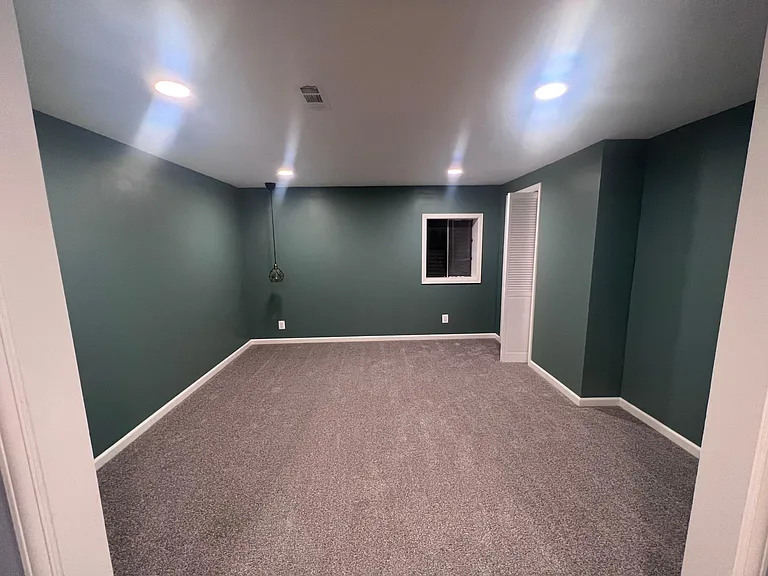 886 Swallow St — Photo 15
