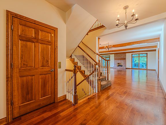 4th image of 791 Manor Hill Pl