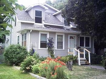 1st image of 1059 20th Ave SE