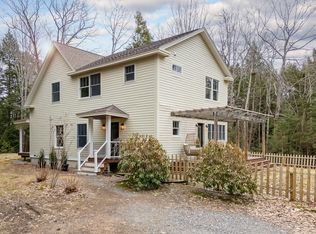42 Cornerstone Dr, Brunswick, ME 04011