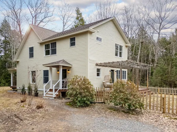 42 Cornerstone Drive, Brunswick, ME 04011