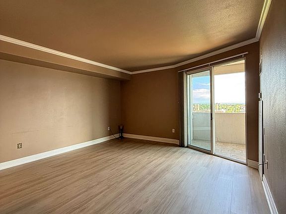 2nd image of 601 W 11th Ave APT 1112
