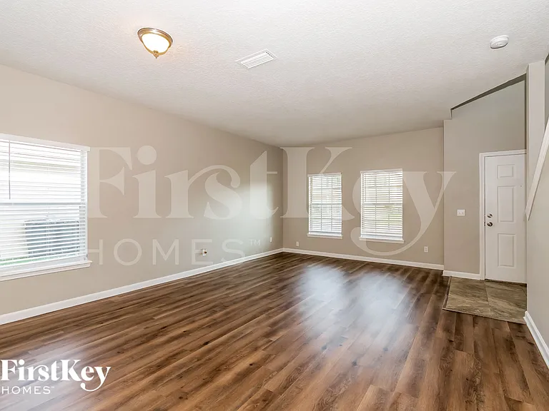 7266 Rampart Ridge Cir — Photo 2