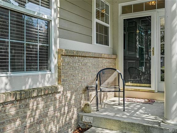 4th image of 2557 Greenside Dr