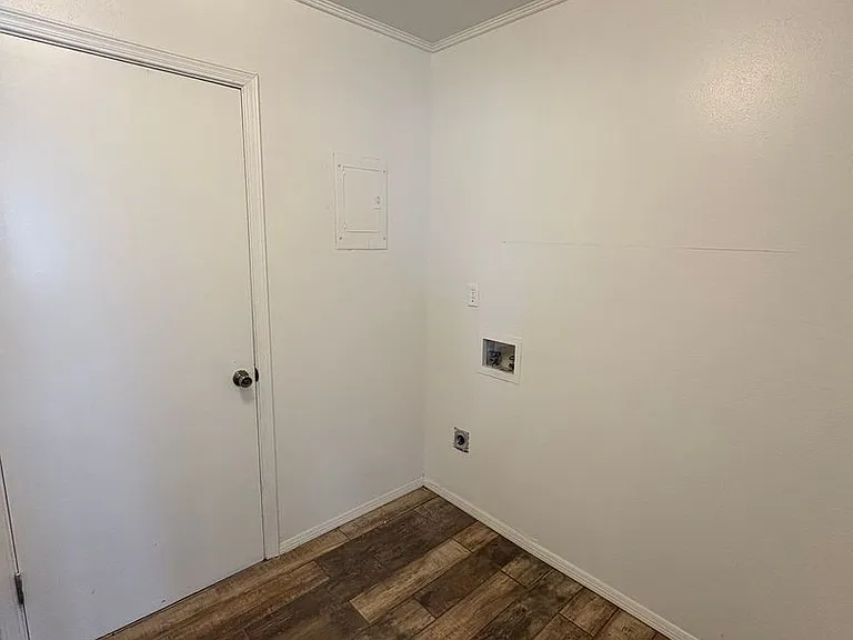 5845 Wrangler Dr — Photo 24