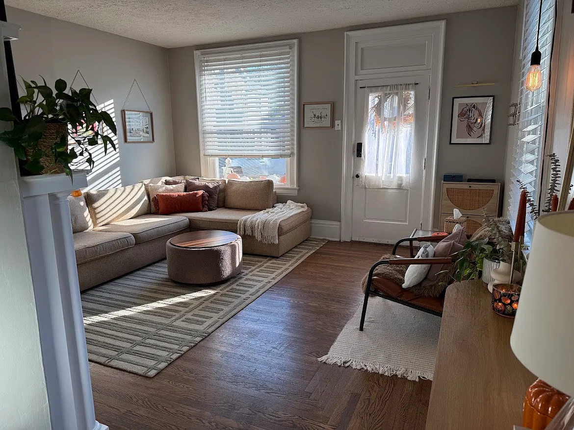 2 bed, 1472 sqft, $2,100 — Photo 3