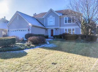 1346 Saddlebrook Rd, Bartlett, IL 60103