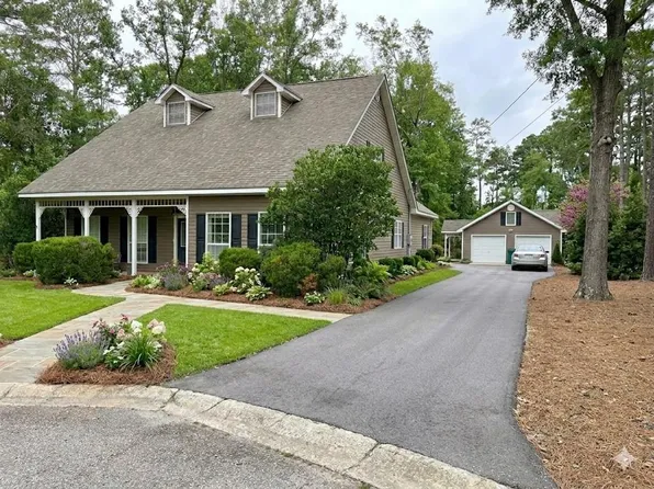 11063 Ragan Ln, Ponchatoula, LA 70454