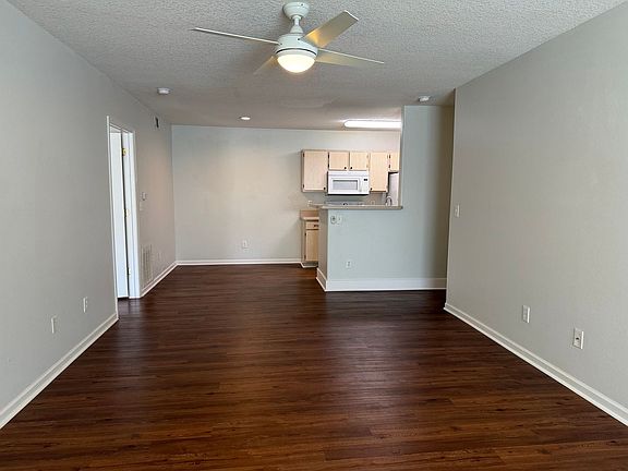 3rd image of 897 Fording Island Rd APT 1004