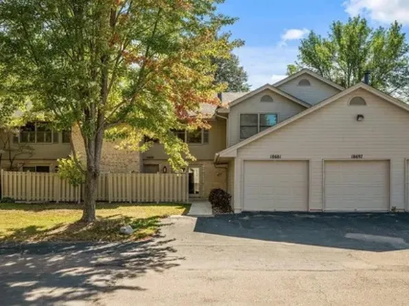 18681 Clear View Ct, Minnetonka, MN 55345