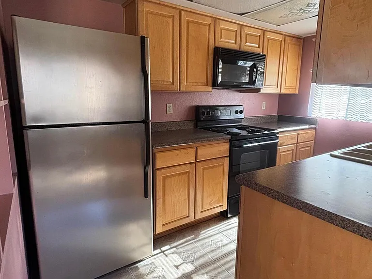 10828 N Biltmore Dr #154 — Photo 8