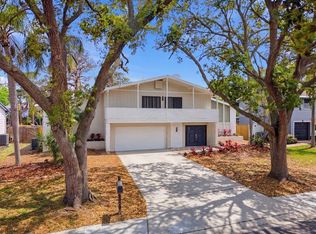 8430 144th Ln, Seminole, FL 33776