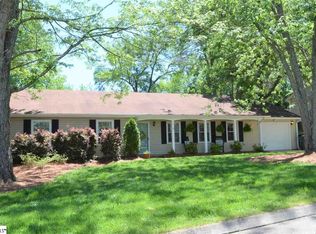 27 Paddock Ln, Greer, SC 29650