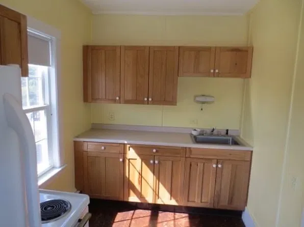 1 Merrimack St #3, Concord, NH 03301