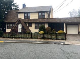 203 Lenox Ave, Pompton Lakes, NJ 07442