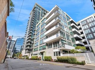 660 W Wayman St UNIT 302B, Chicago, IL